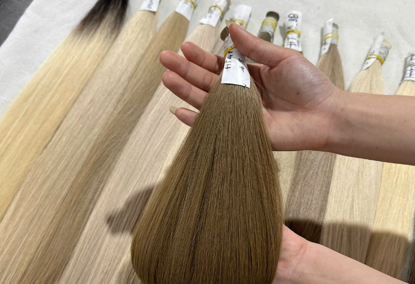 Consult carefully to choose the right wig.
